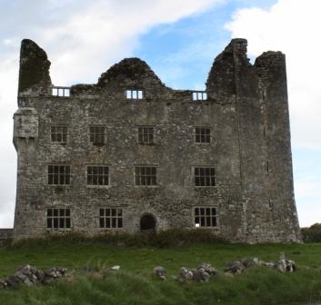 Ireland History - Leaminagh Castle