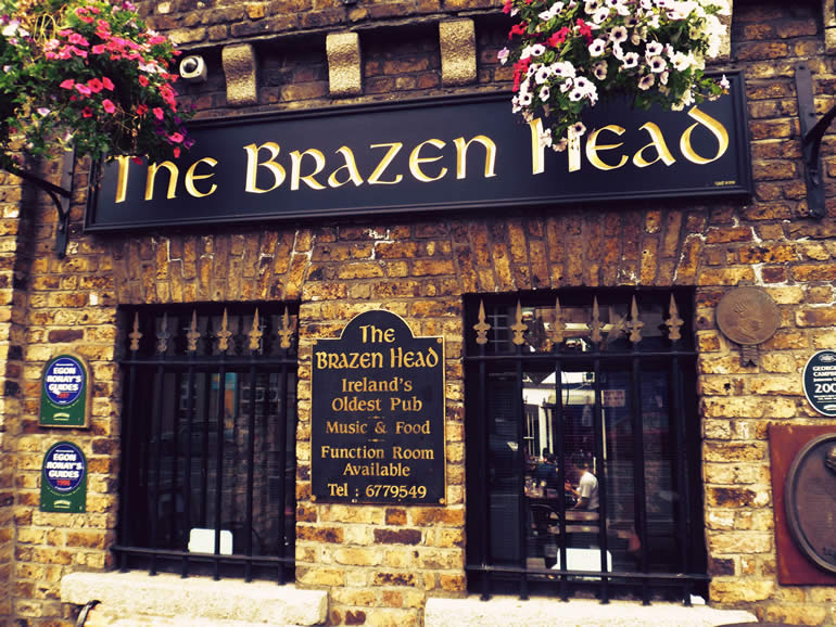 Brazen Head, Dublin, famous for Sunday afternoon traditional Irish music sessions
