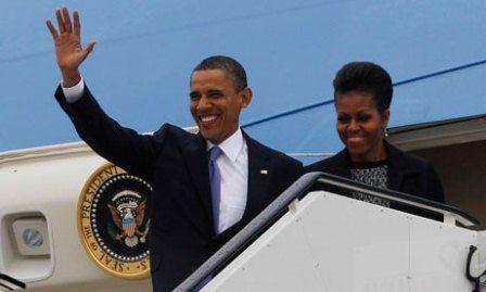 President Obama arrrives in Ireland.